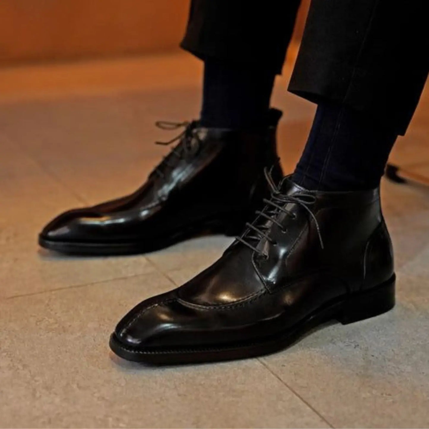 Bottes d'Exception en Cuir - Élégance, Lux et Confort